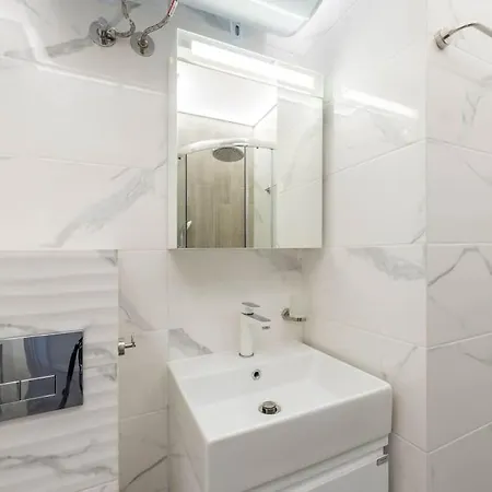 Lägenhet Sweet Tiny Center Space