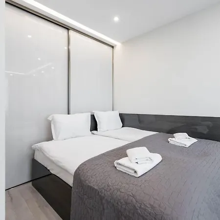 公寓 Sweet Tiny Center Space *