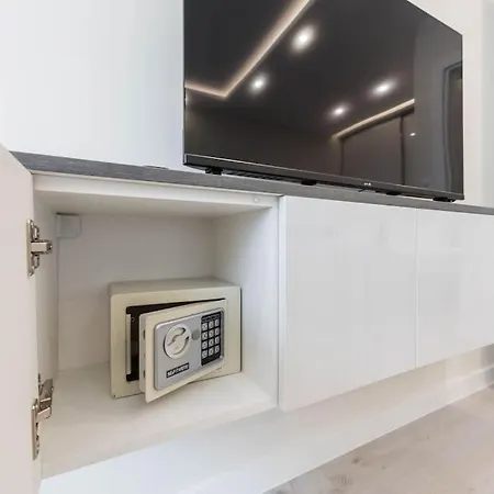 公寓 Sweet Tiny Center Space 瓦爾納