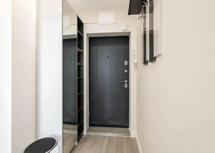 Sweet Tiny Center Space Apartment